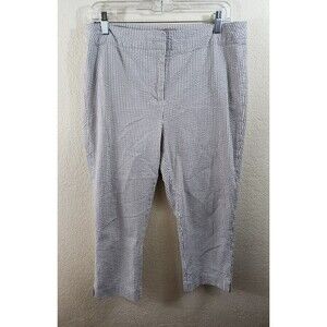Chicos 1 Womens Size 8 Gray White Pinstriped Seersucker High Rise Capri Pants